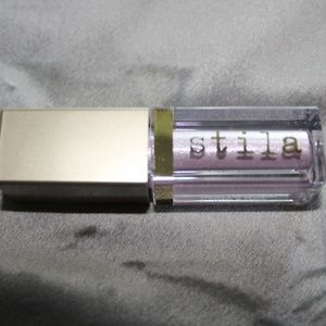 Stila Glitter & Glow Liquid Eyeshadow in Perlina